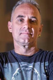 Fê Lemos as Self - Capital Inicial