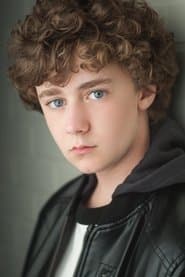 Luke Roessler في دور Troy Murphy