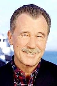 James Gammon as Frank Kitchens