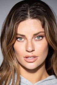 Hannah Stocking as Eve