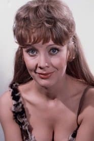 Jacki Piper dans le rôle de June