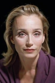 Kristin Scott Thomas dans le rôle de Mimi Smith