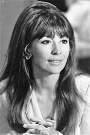 Nanette Newman في دور Mrs. Clayton