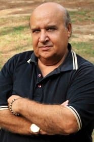 Luis Molteni as (segment "Occasioni di shopping")