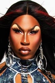 Shea Couleé dans le rôle de Self