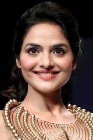 Madhoo dans le rôle de Aswathi Menon