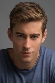 Luke Guldan في دور Levi