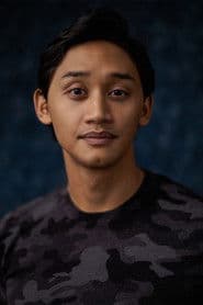 Joshua Dela Cruz في دور Josh