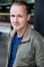 Holger Handtke dans le rôle de Supervisor Kevin