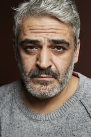 Ulas Kilic في دور Ilias