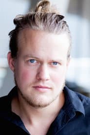 Tom Sommerlatte as Erich