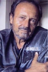 Vassili Karis dans le rôle de Marco Ciani