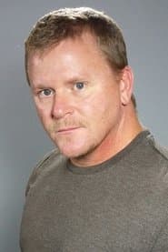 Randy Austin dans le rôle de Vampire Hunter