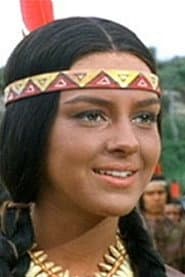 Nina Larker في دور Orphan