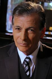 Gerardo Romano as Federico Del Pino