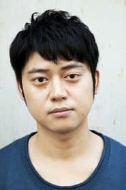 川連廣明 dans le rôle de Kazuo Kojima