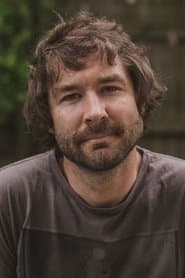 Patrick McGaw في دور Neutron
