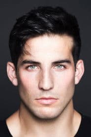 Carson Rapsilver dans le rôle de Pinkerton Agent