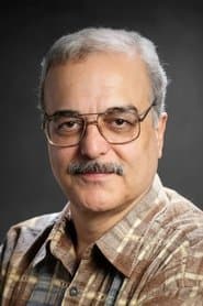 Mehmet Akan as Işık's Father