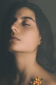 Lara Carvalho في دور Self