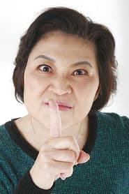 吳浣儀 في دور Old age home nurse