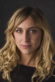 Lexie Roth dans le rôle de Nance Lyons