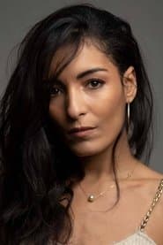 Sième Miladi في دور Sara