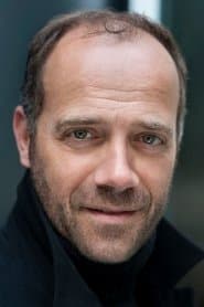Anton Algrang dans le rôle de Tenente Fiedler