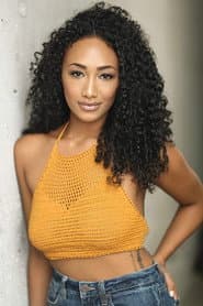 Myrasol Martinez في دور Leah Rollins