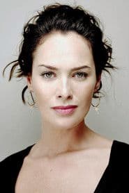 Lena Headey dans le rôle de Moira
