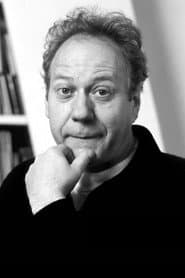 Jackie Berroyer في دور Robert Chatillon