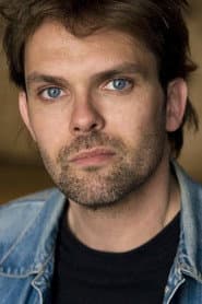 Franck Libert dans le rôle de Bernard
