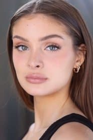 Brighton Sharbino dans le rôle de Tabitha
