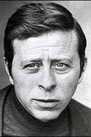 Joseph Bova dans le rôle de Pete