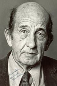 Howland Chamberlain as James Nolan (as Howard Chamberlin)