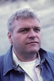 Brian Dennehy as Lowell Davidson