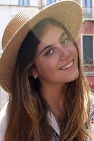 Ana Treviño dans le rôle de Student