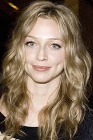 Zoe Tuckwell-Smith في دور Ingrid