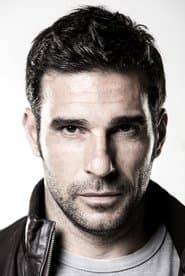 Edoardo Leo as Pietro Zinni