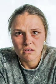 Tinne Ceuppens as Catherine
