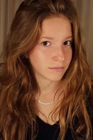 Carla Besnaïnou dans le rôle de Anastasia