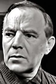 Julian Somers في دور Jan Coggan