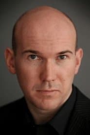 Alex Macqueen في دور Laird