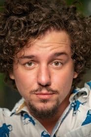 Steven Vlahos dans le rôle de Santa