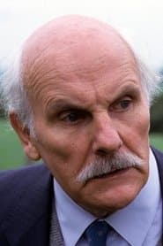 Tony Steedman في دور Carranza
