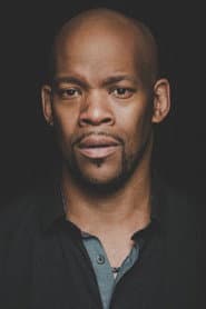 Zerrick Williams في دور Val