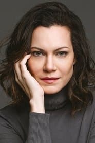 Hermila Guedes as Narrator