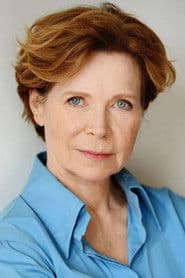 Marion Kracht as Valeska