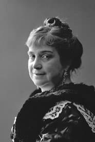 Lucília Simões في دور D. Adelaide Mendonça