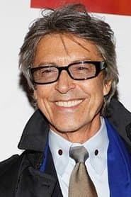 Tommy Tune dans le rôle de Ambrose Kemper